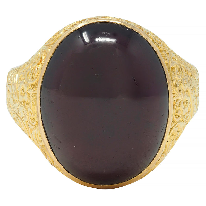 Victorian Garnet Cabochon 18 Karat Yellow Gold Floral Antique Unisex Signet Ring